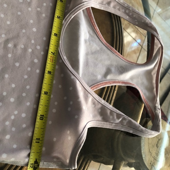 - Lululemon athletic size 4 - Picture 6 of 6